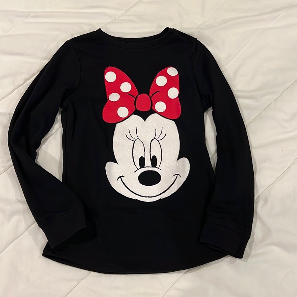 Girl’s Minnie sweatshirt